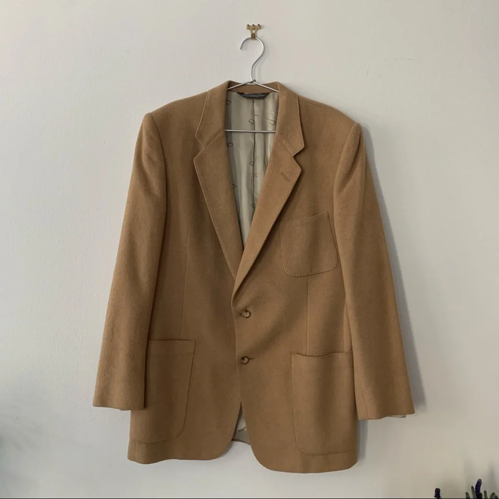 Oversize Dior men’s BLAZER camel color
